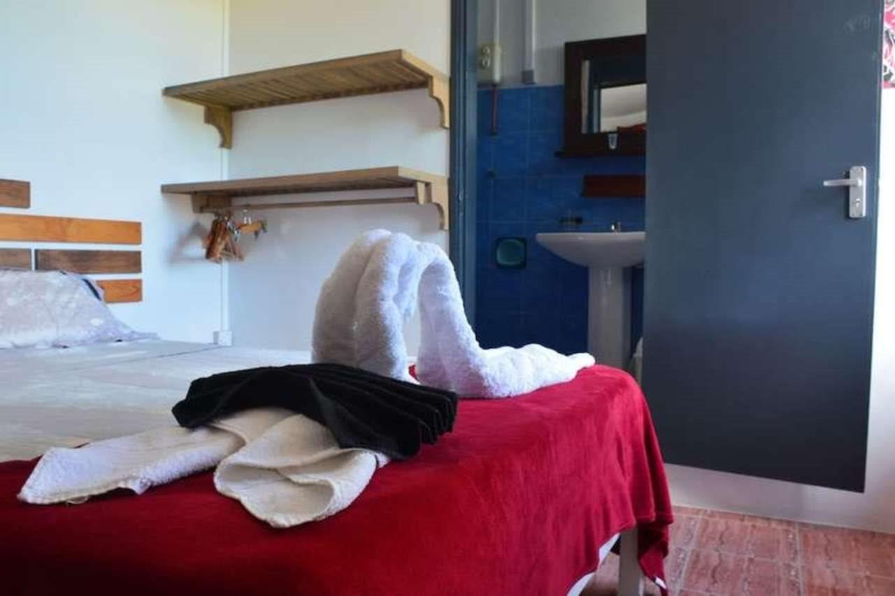 Le Pole Hotel Grand Baie Bagian luar foto