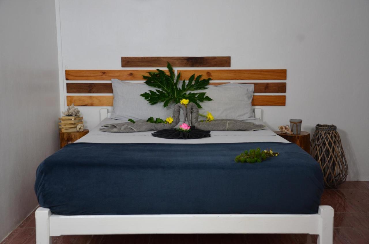Le Pole Hotel Grand Baie Bagian luar foto