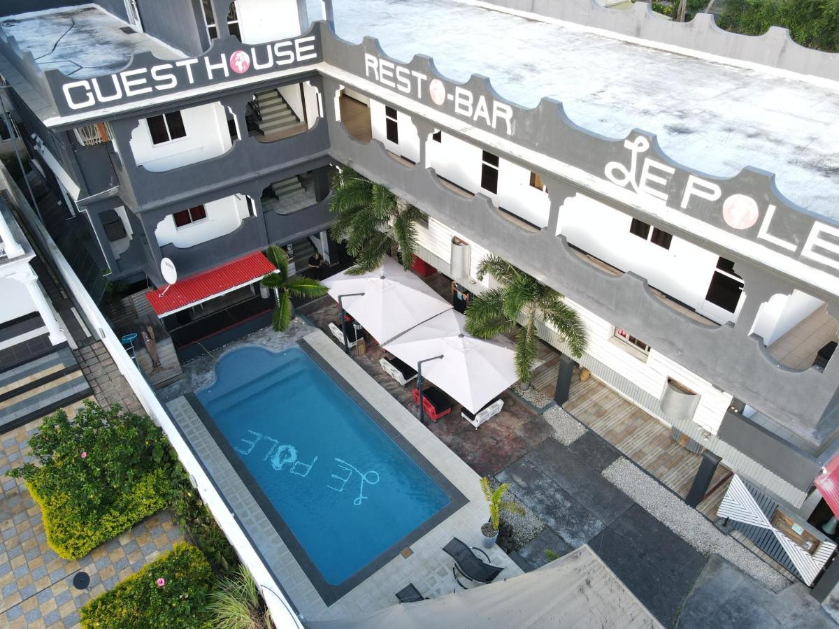 Le Pole Hotel Grand Baie Bagian luar foto