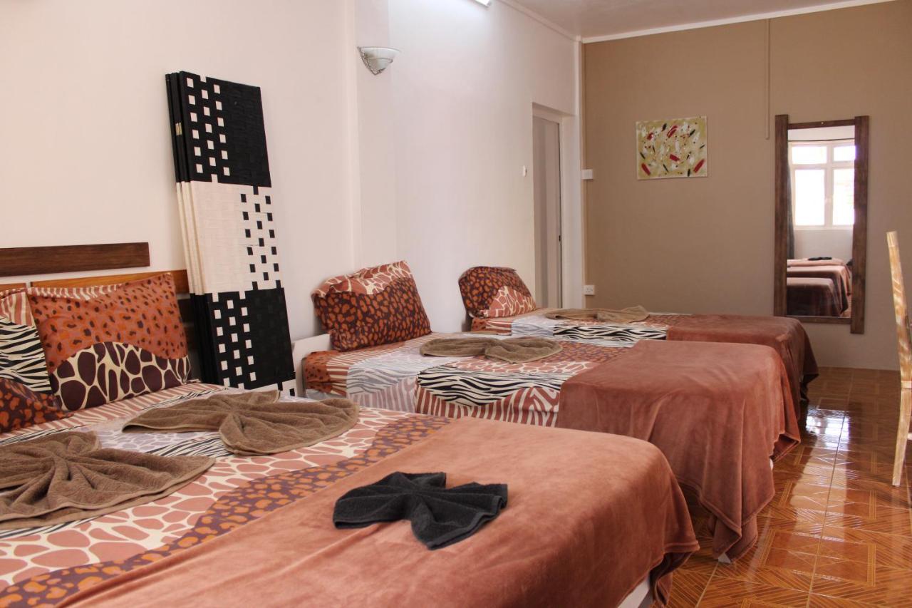 Le Pole Hotel Grand Baie Bagian luar foto
